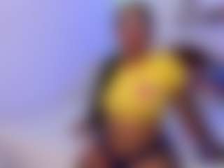 Live cam show with Anna Brooks - Ebony HD on CamwithHer