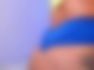 Live cam show with Anna Brooks - Dildo Or Vibrator on livesexfox.com