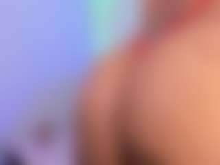 Live cam show with Anna Brooks - Atm on Milf Play