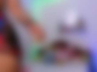 Live cam show with Anna Brooks - Thong on Camming Site