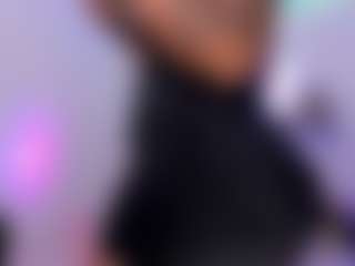 Live cam show with Anna Brooks - Squirt on Camming Site