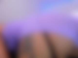 Live cam show with Anna Brooks - Nipple Piercings on dropp.cam