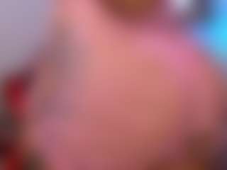 Live cam show with Anna Brooks - Facial Piercings on Camsoda