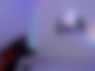 Live cam show with Anna Brooks - Thick on Hubzter Live