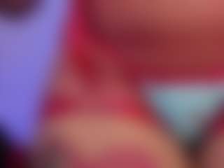 Live cam show with Anna Brooks - Solo on Fling VIP Chat