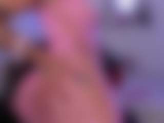 Live cam show with Anna Brooks - Ebony on Camsoda | colombia