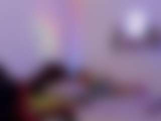 Live cam show with Anna Brooks - Black Squirt on madthumbs