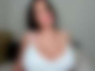 Maddie's Live Sex Cam Show