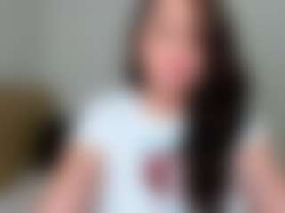 Live cam show with Maddie - Curvy on AdultVida.com