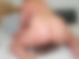 Maddie's Live Sex Cam Show