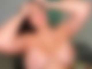 Maddie's Live Sex Cam Show