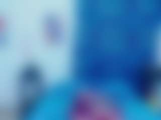 Live-camshow met marcela-browm - Tease op Camsoda