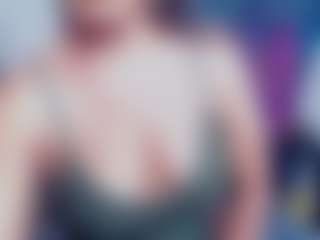 Live cam show with marcela-browm - Black Hair on Uber Horny