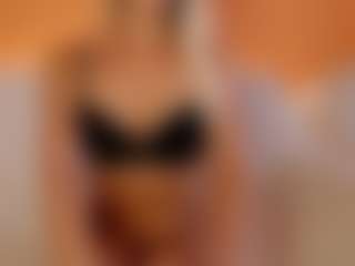 Mikaela Foxx's Live Sex Cam Show