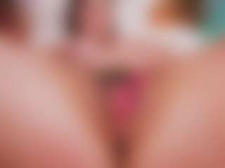 Nika hairy and wet's Live Sex Cam Show