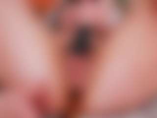 Live cam show with Nika hairy and wet - Blowjob on Hubzter Live