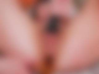 Nika hairy and wet's Live Sex Cam Show