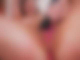 Nika hairy and wet's Live Sex Cam Show