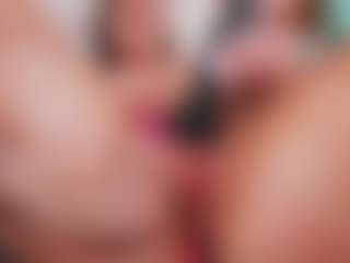 Nika hairy and wet's Live Sex Cam Show