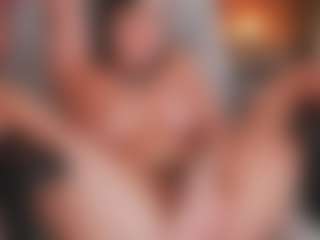Nika hairy and wet's Live Sex Cam Show