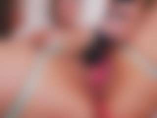 Nika hairy and wet's Live Sex Cam Show