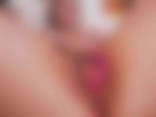 Nika hairy and wet's Live Sex Cam Show