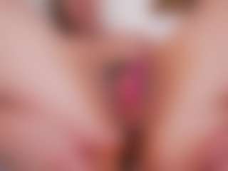 Live cam show with Nika hairy and wet - Hairy on Camsoda