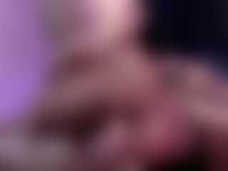 april-johnson's Live Sex Cam Show