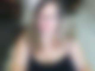 Live cam show with Lana - Robe on SquirtSoMuch