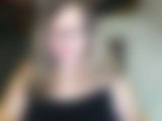 Live cam show with Lana - Body Massage on CamSextacy