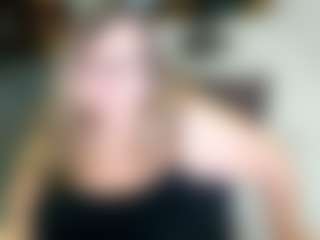Live cam show with Lana - Robe on eurowanks.com