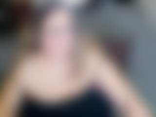 Live cam show with Lana - Glasses on Camsoda