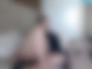 Live cam show with Lana - Glasses on Uber Horny