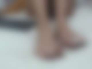 Show live cam dengan saaramiiller - Domination di Camsoda