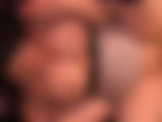 Live cam show with Mikasa Rose - Squirt on crypto-cams