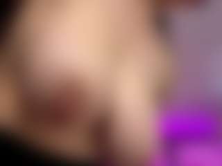 Live cam show with Mikasa Rose - Natural on CamwithHer