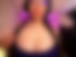 Live cam show with Mikasa Rose - Strip Curvy on SinfulBabes