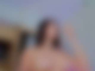 BriannaSalinas's Live Sex Cam Show