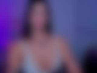 BriannaSalinas's Live Sex Cam Show