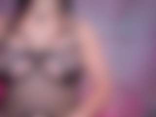 Live cam show with BriannaSalinas - Normal on Camsoda