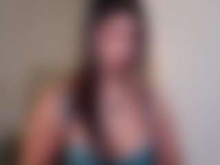 Live cam show with BriannaSalinas - Athletic Young Adult on Camsoda