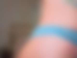 Live cam show with BriannaSalinas - Athletic Young Adult on Camsoda