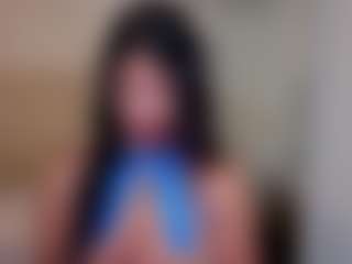 Live cam show with BriannaSalinas - Public Brown Hair on Cam Slut