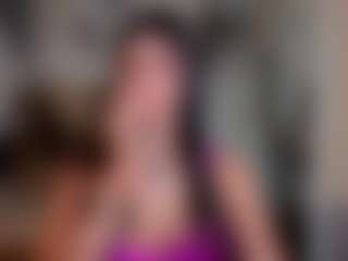 Live cam show with BriannaSalinas - Brown Eyes on livesuperchat.net
