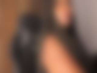 gigithunderfox's Live Sex Cam Show