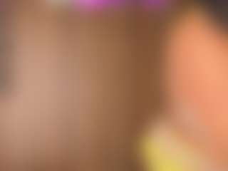 gigithunderfox's Live Sex Cam Show