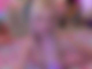 Live cam show with AriaNina - Tease on CamClone