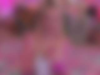 Live cam show with AriaNina - HD on CamClone