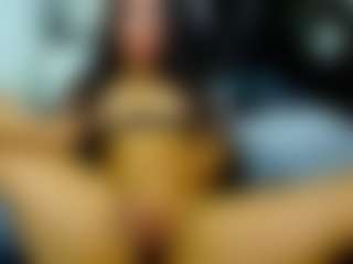 Live cam show with cute mia - Colombia on Camsoda