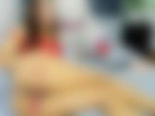 Live cam show with cute mia - Colombia on CamClone